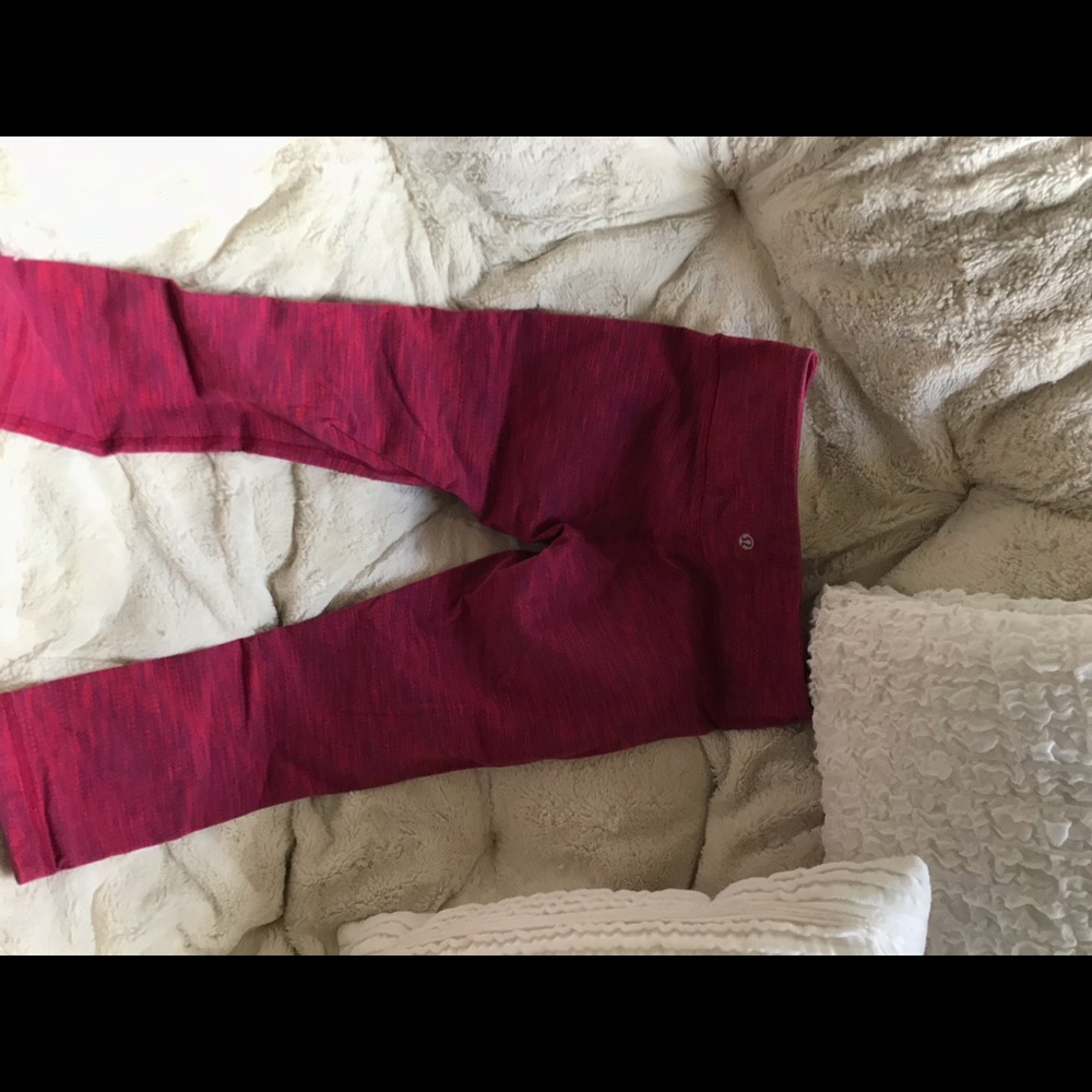 Lululemon crops